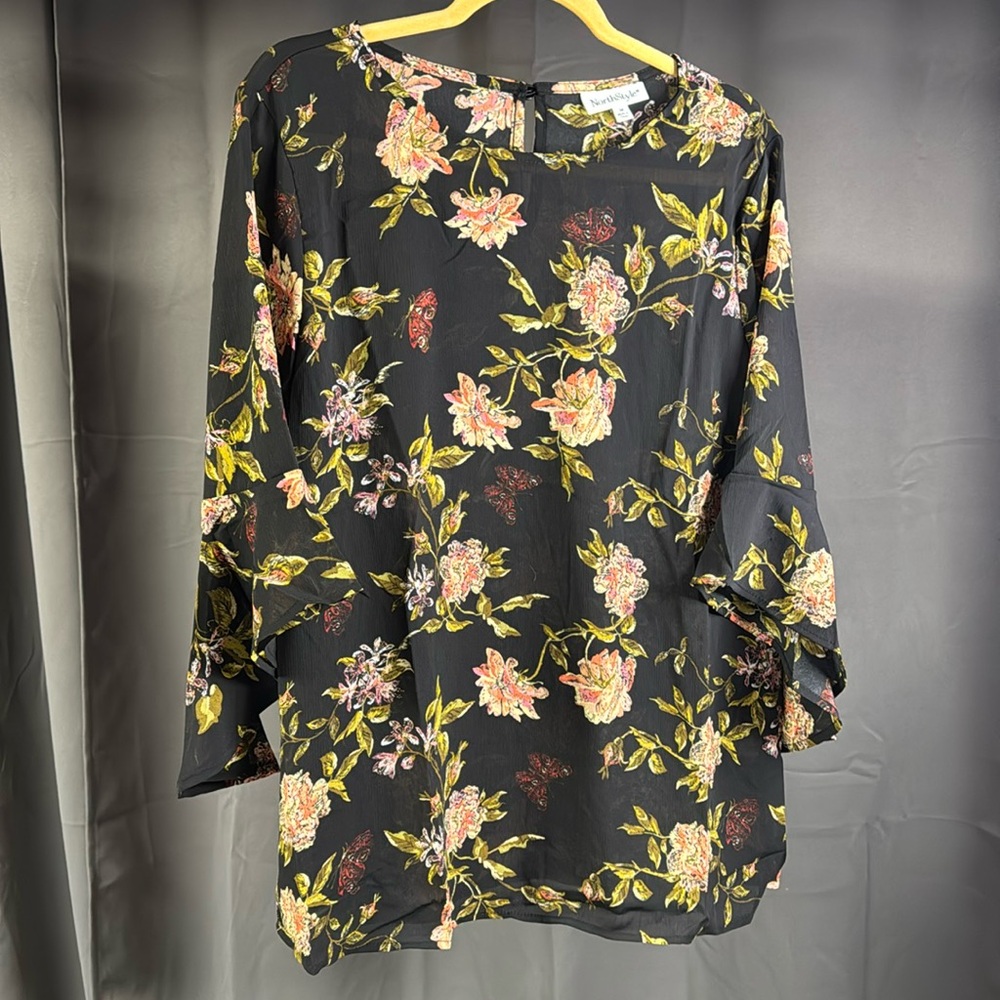 NorthStyle Black Floral Blouse